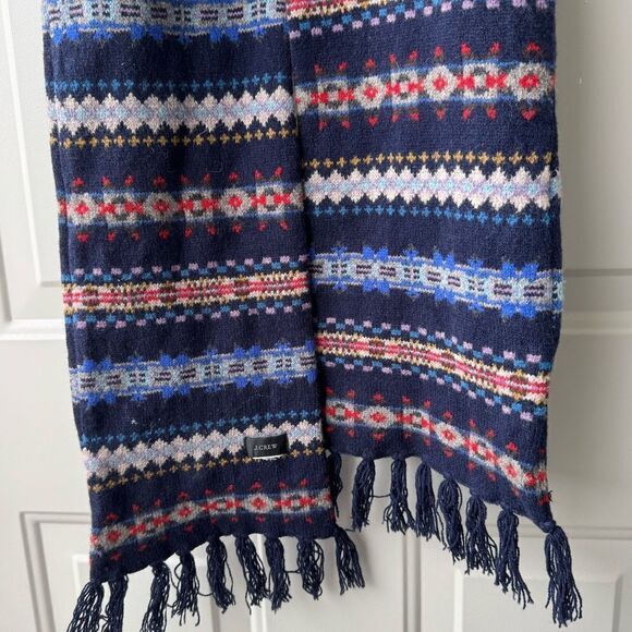 J.Crew Fuzzy Fringe Scarf Southwestern Pattern Navy Multi 100% Wool Preppy - Picture 4 of 4